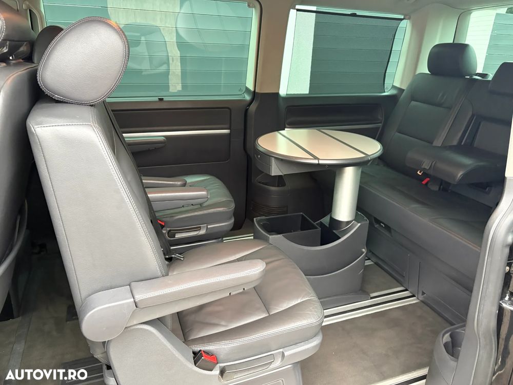 Volkswagen Multivan - 5