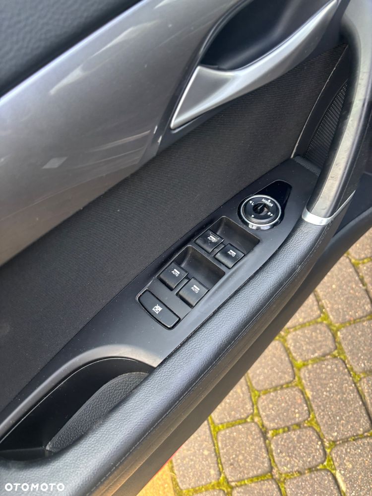 Hyundai i40 1.7 CRDi Comfort + - 14