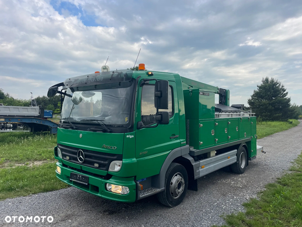 Mercedes-Benz Atego 818