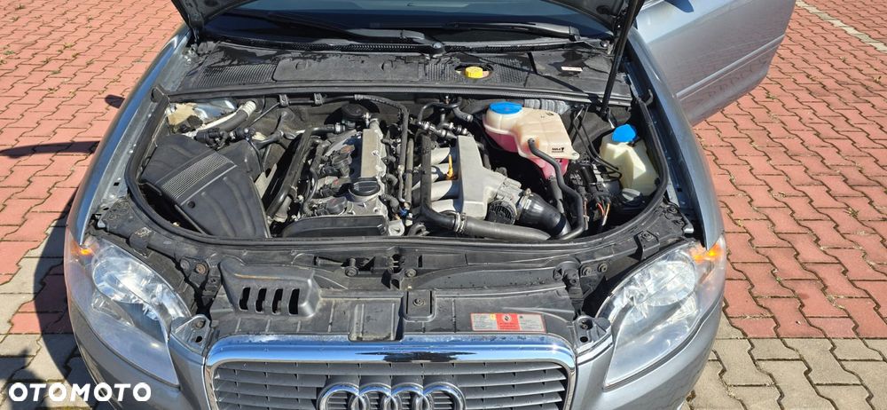 Audi A4 Cabrio 1.8 T multitronic - 15