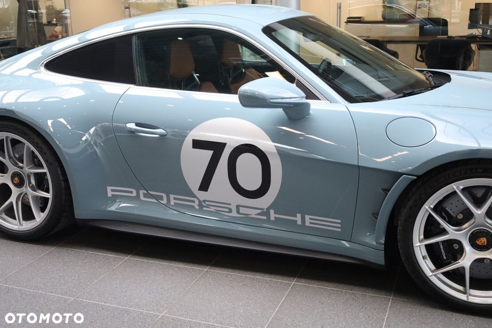Porsche 911 S/T - 21