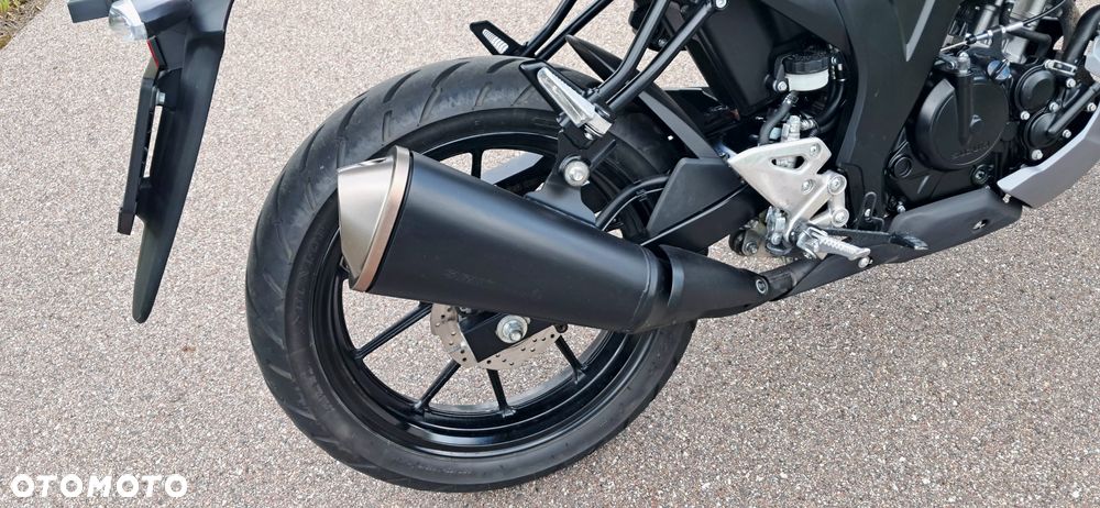 Suzuki GSX - 14