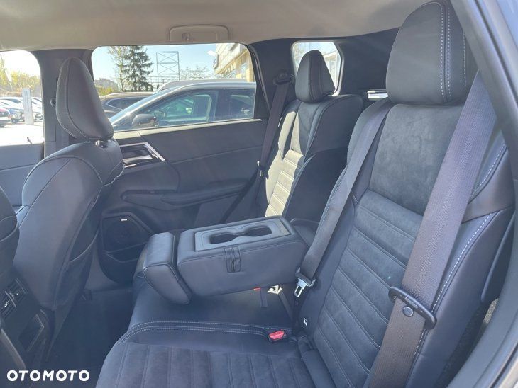 Mitsubishi Outlander - 15