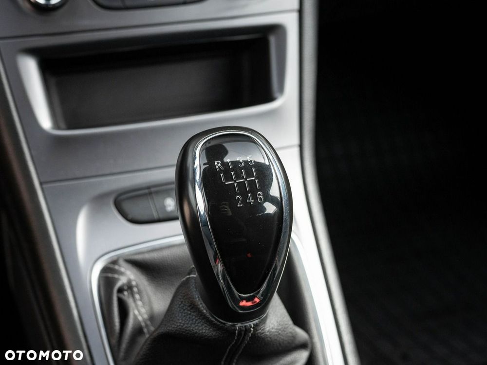 Opel Astra - 16