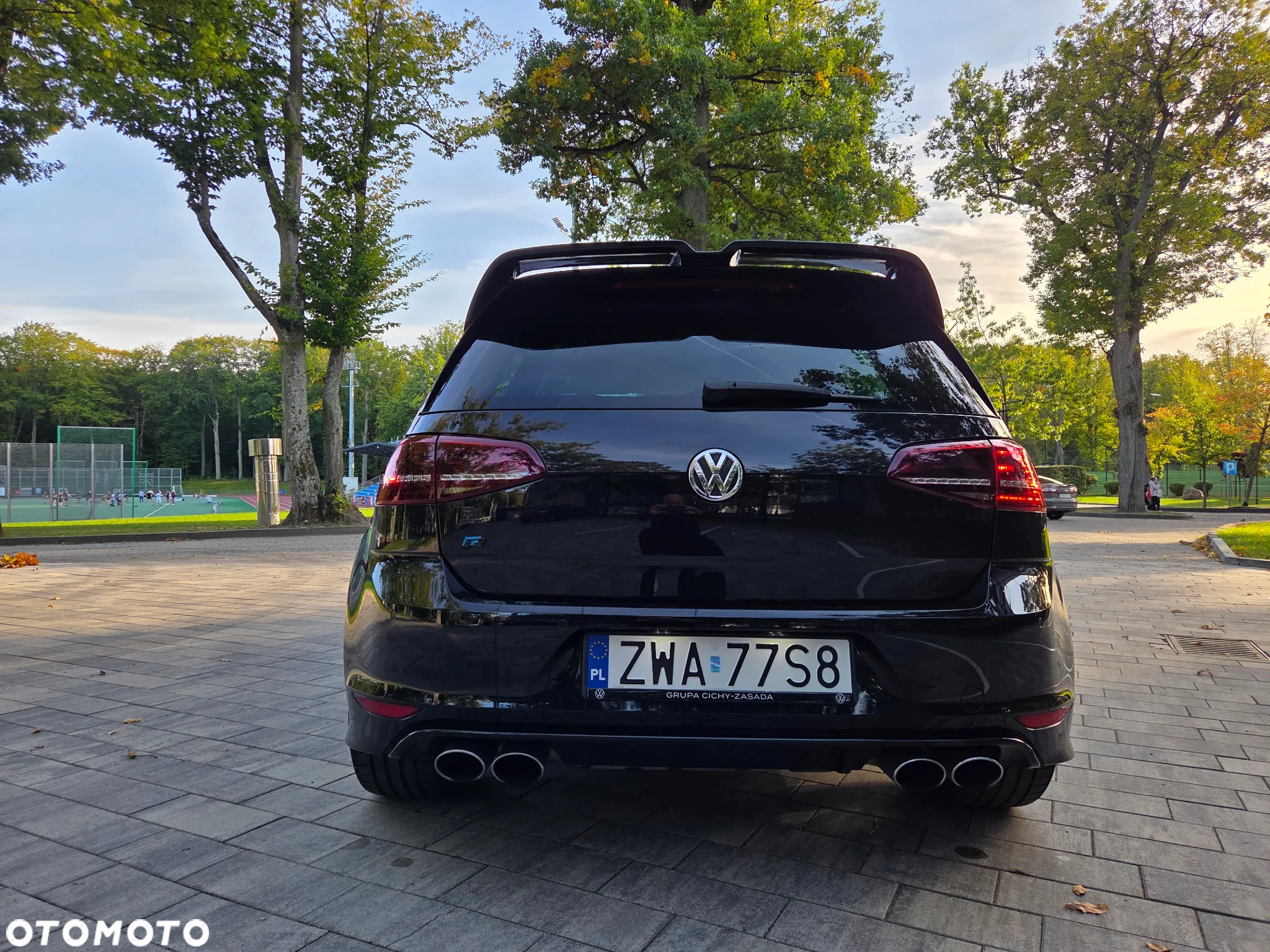Volkswagen Golf VII 2.0 TSI BMT 4Mot R DSG - 15