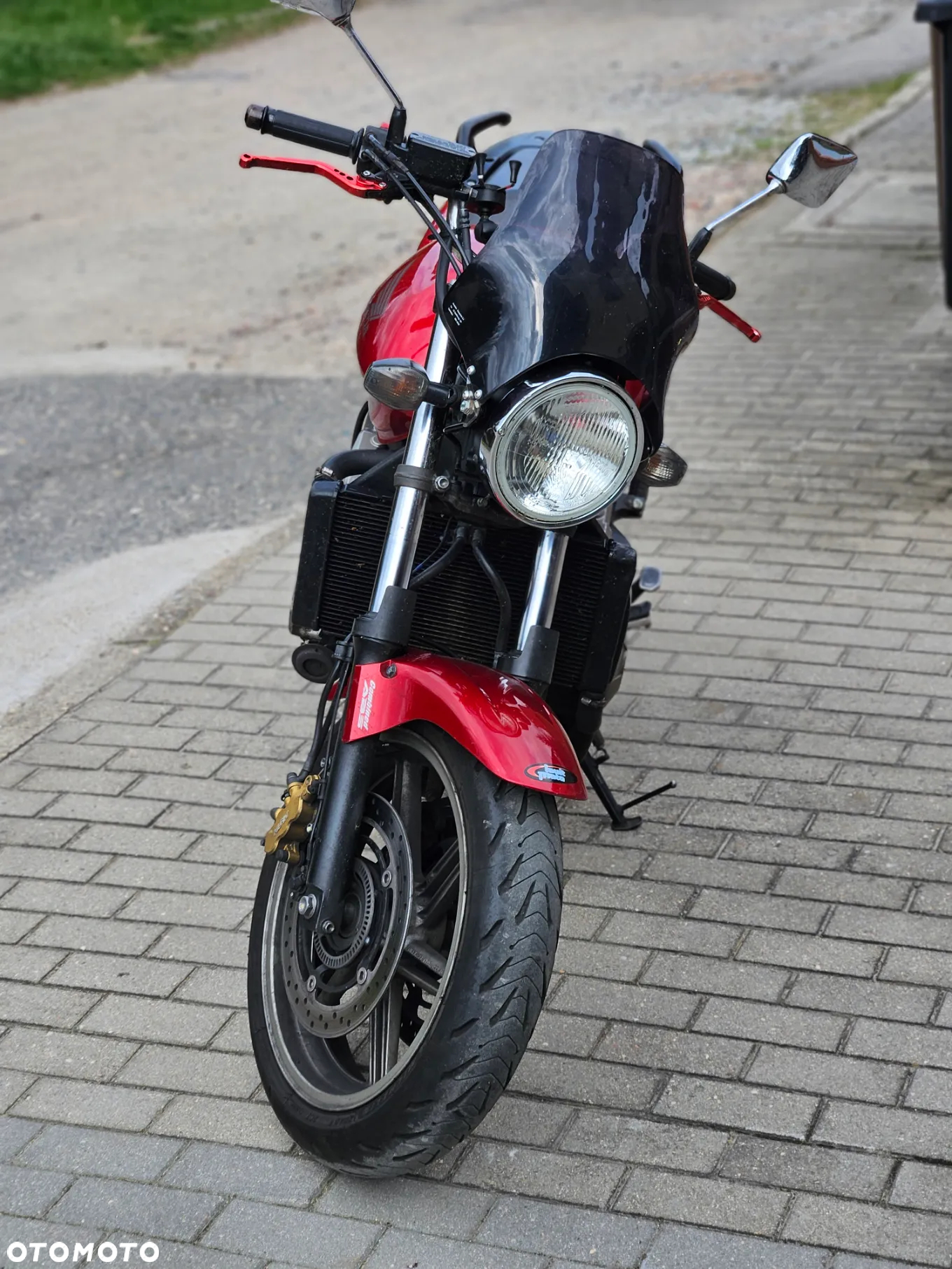 Honda CBF - 2