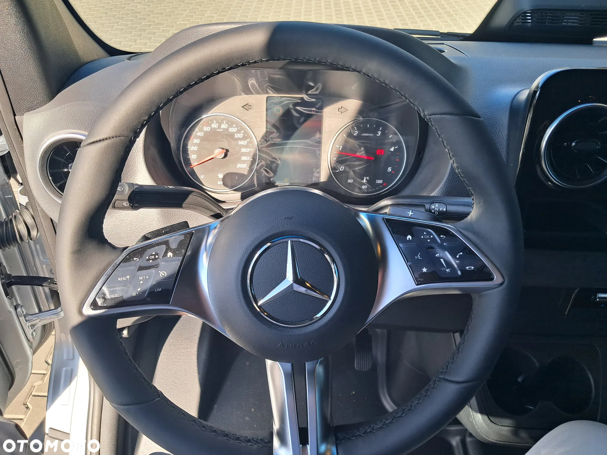 Mercedes-Benz SPRINTER FURGON 319 CDI EKSTRA DŁUGI - 19