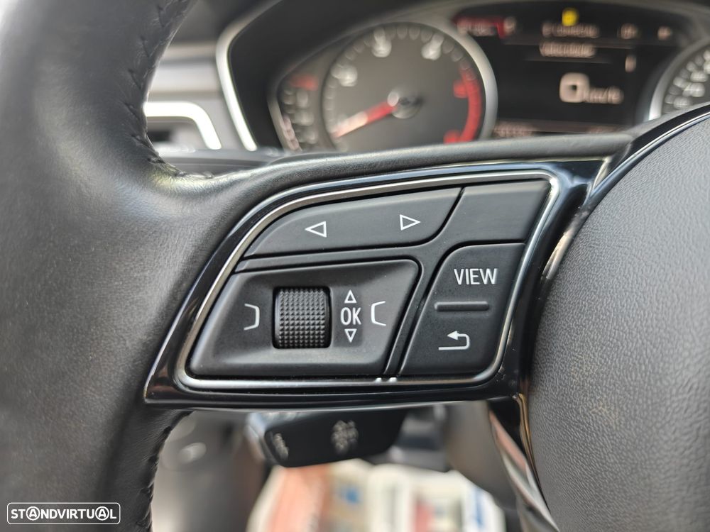 Audi A4 Avant 35 TDI Sport S tronic - 34