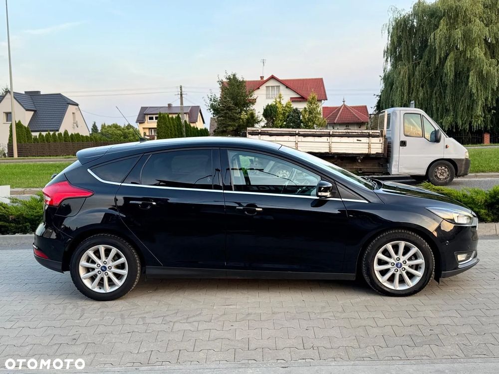 Ford Focus 1.6 TDCi DPF Titanium - 18