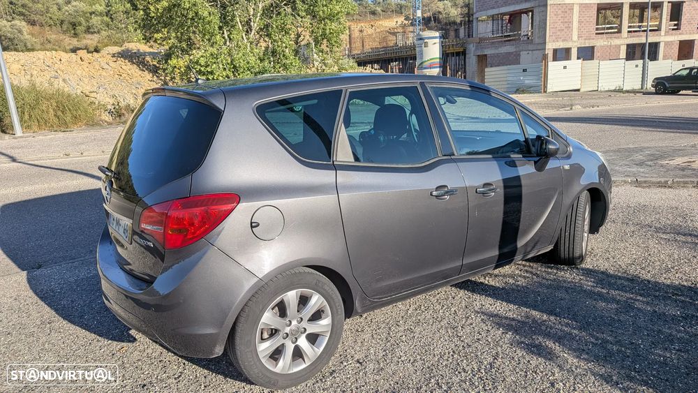 Opel Meriva 1.3 CDTi Cosmo - 4