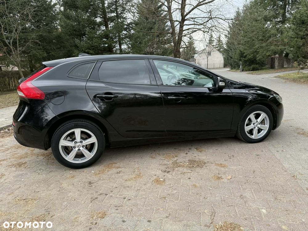 Volvo V40 D2 Geartronic Momentum - 4