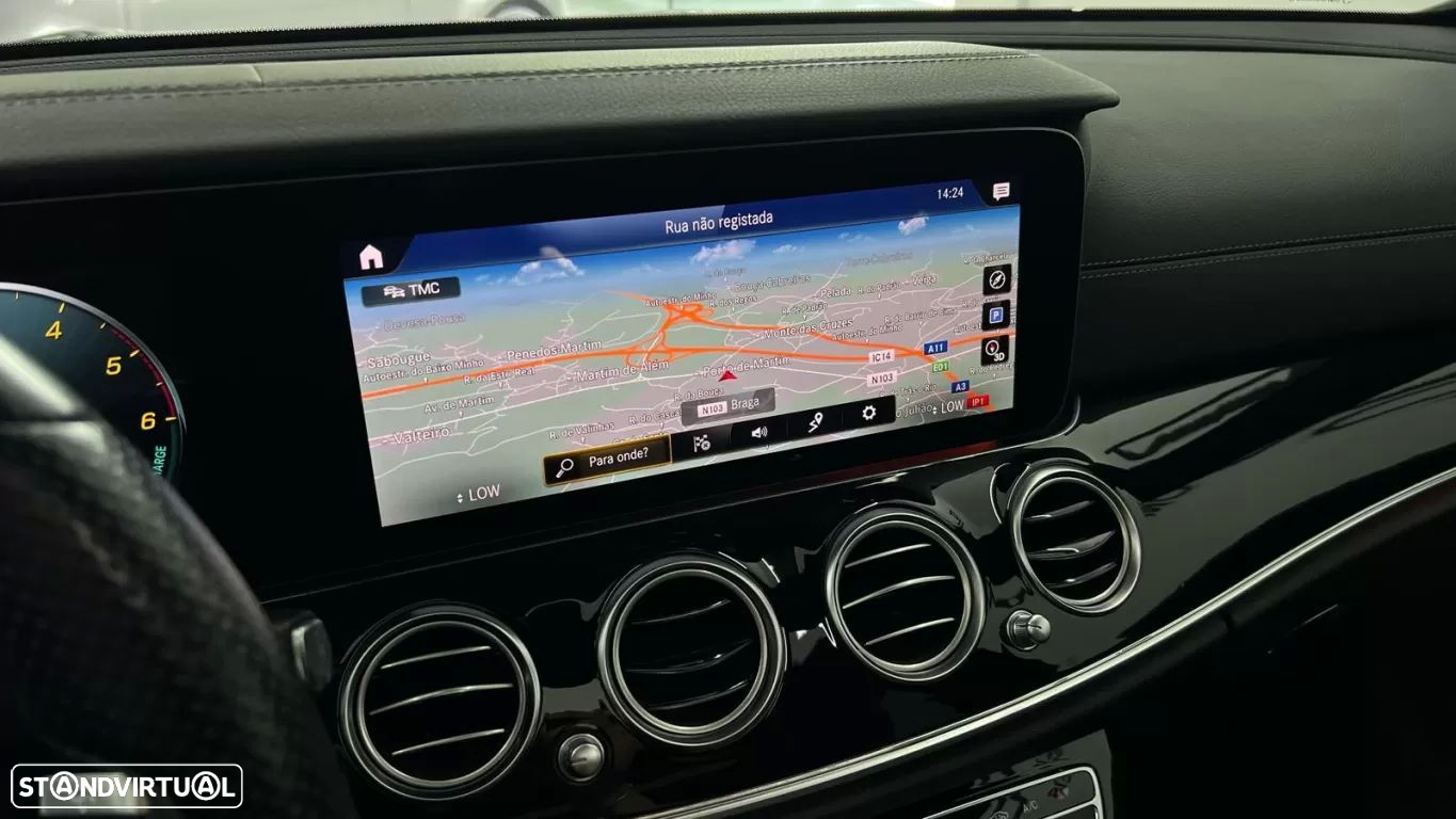 Mercedes-Benz E 300 de AMG Line - 23