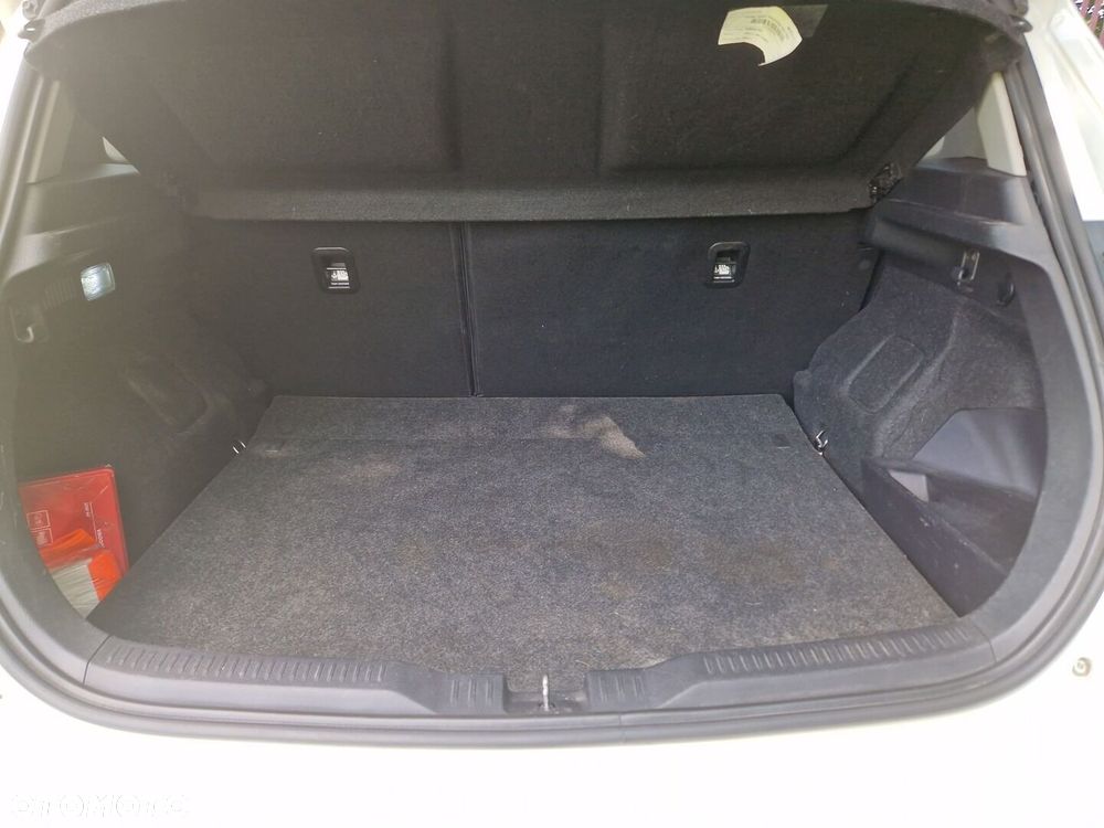 Toyota Auris - 25