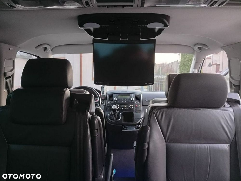 Volkswagen Multivan - 22