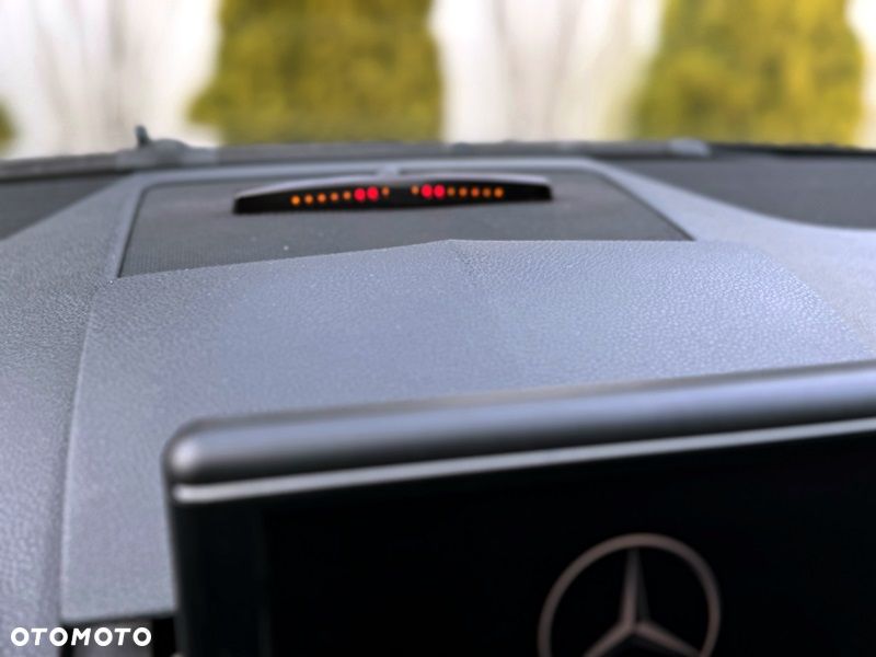 Mercedes-Benz Klasa C 220 CDI DPF Automatik BlueEFFICIENCY Avantgarde - 30