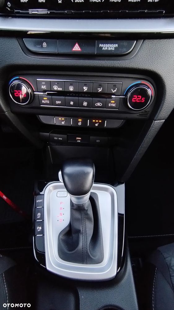 Kia Ceed SW 1.6 CRDi DCT Platinum Edition - 38