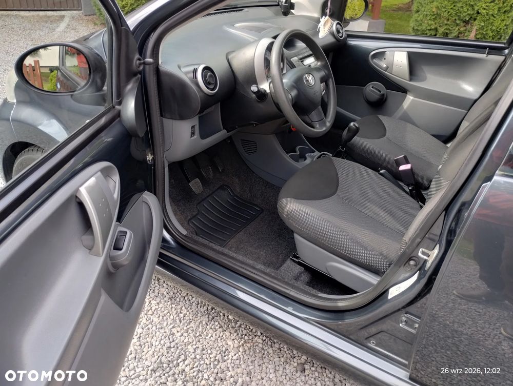 Toyota Aygo - 21