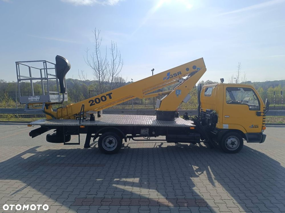 Nissan Cabstar - 8