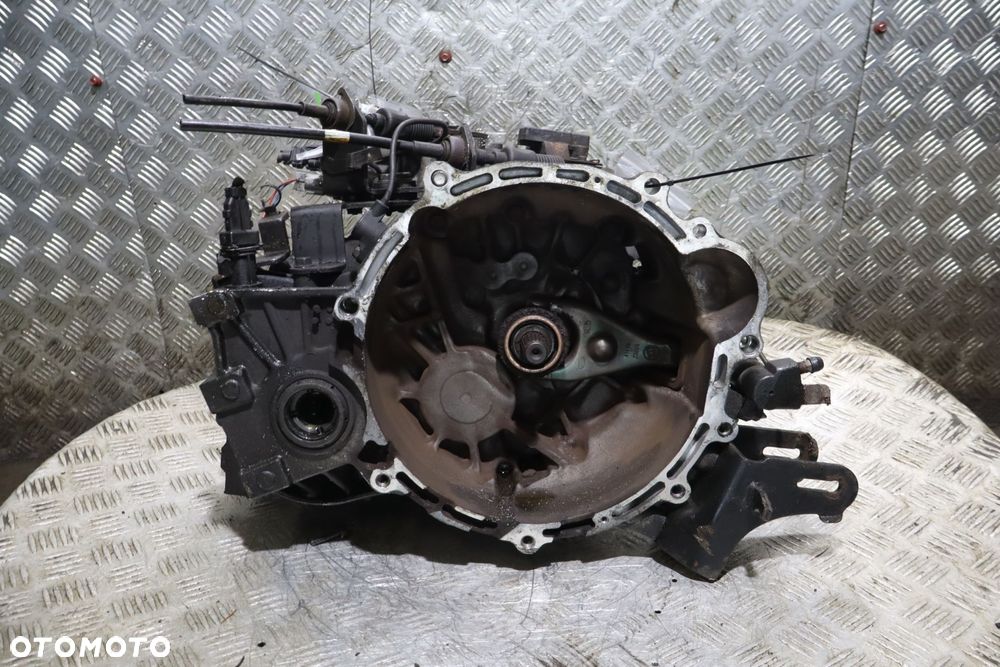 SKRZYNIA BIEGÓW 5 BIEGOWA HYUNDAI I30 I 1.6CRDI - 1