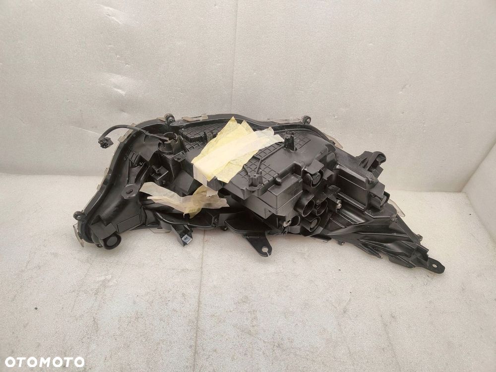 Toyota RAV 4 LIFT FULL LED 2023 Przód strona lewa STANLEY 42-113 - 7