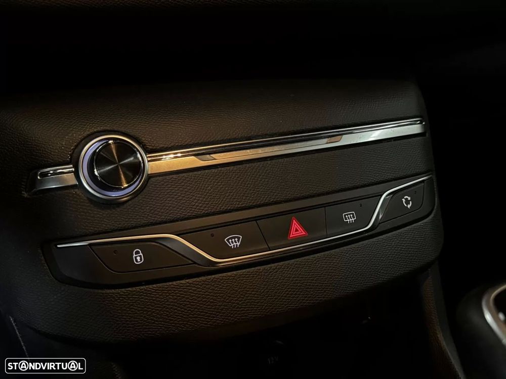 Peugeot 308 SW 1.5 BlueHDi Style - 26