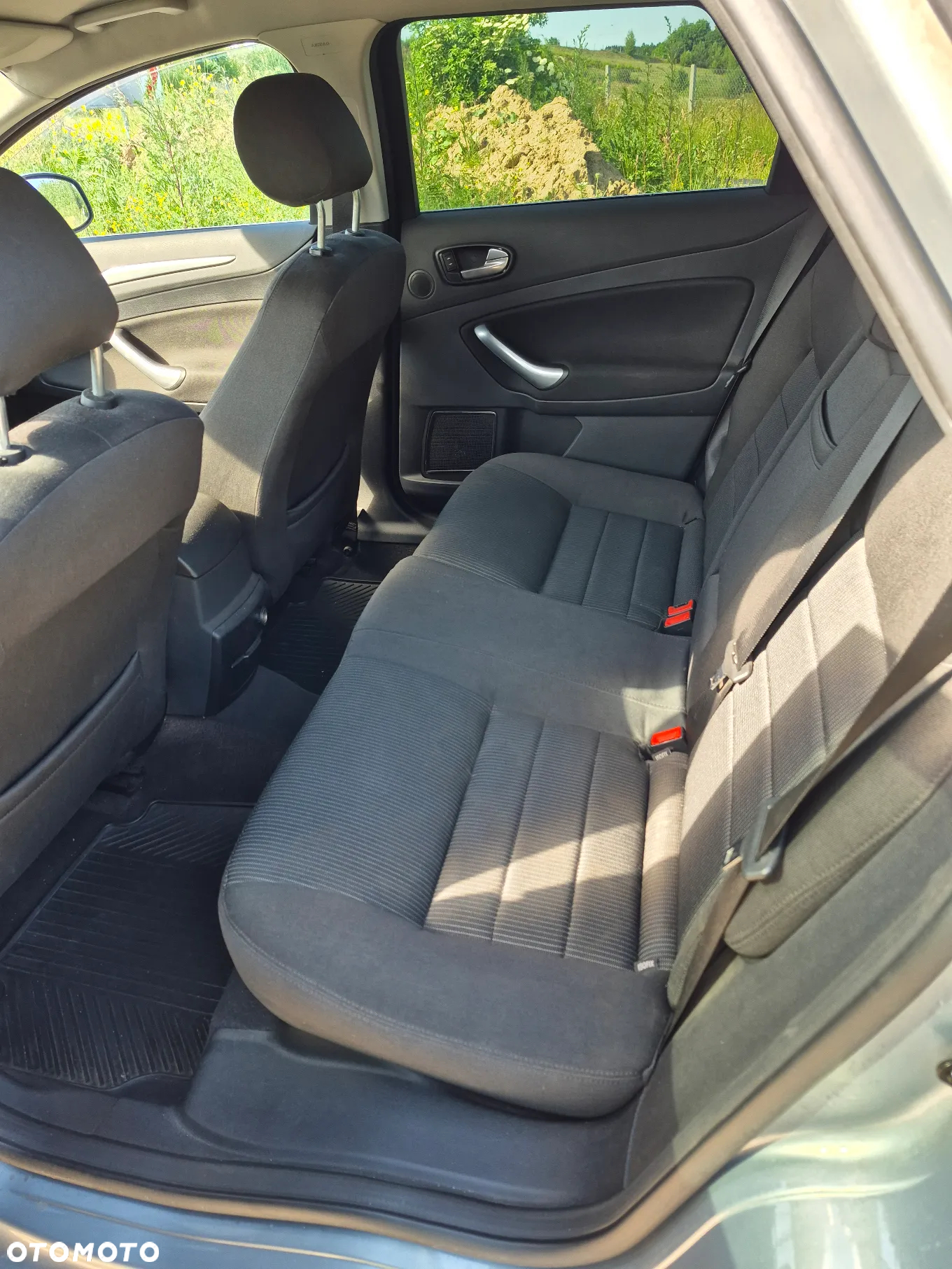 Ford Mondeo 2.0 TDCi Titanium - 17