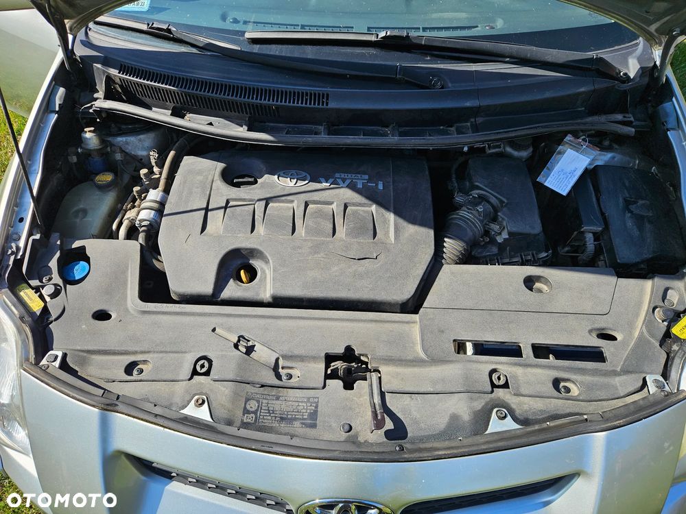 Toyota Auris 1.6 VVT-i Sol - 18