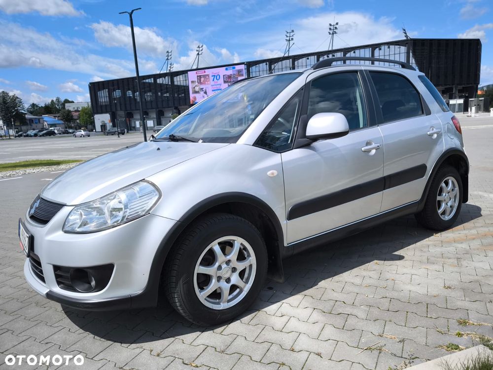 Suzuki SX4 1.6 GS / Premium 4WD - 5