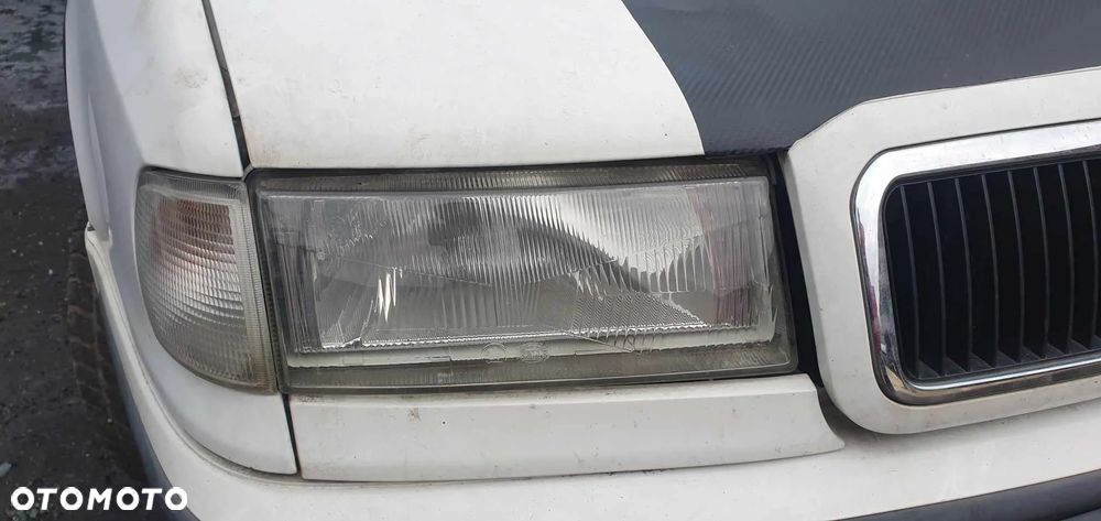 Skoda Felicia Lampy przednie lewa, prawa - 2