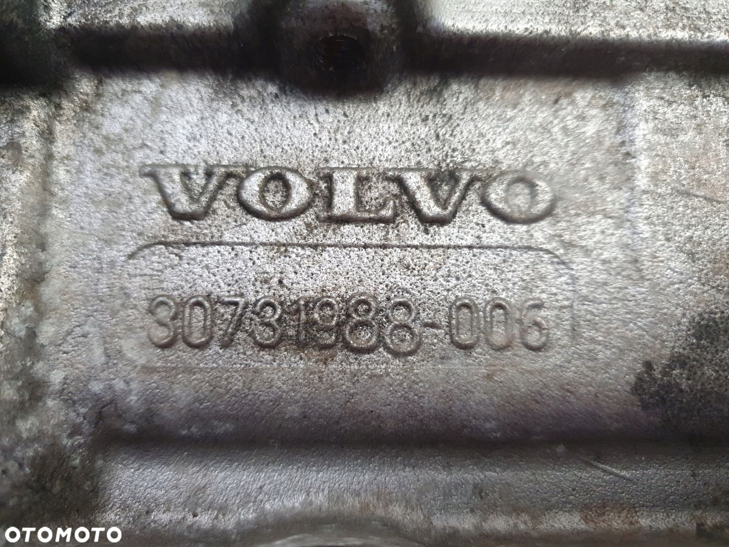 Volvo S60 I V70 II XC90 2.4 D5 GŁOWICA CYLINDRÓW wałki 30731988 - 2