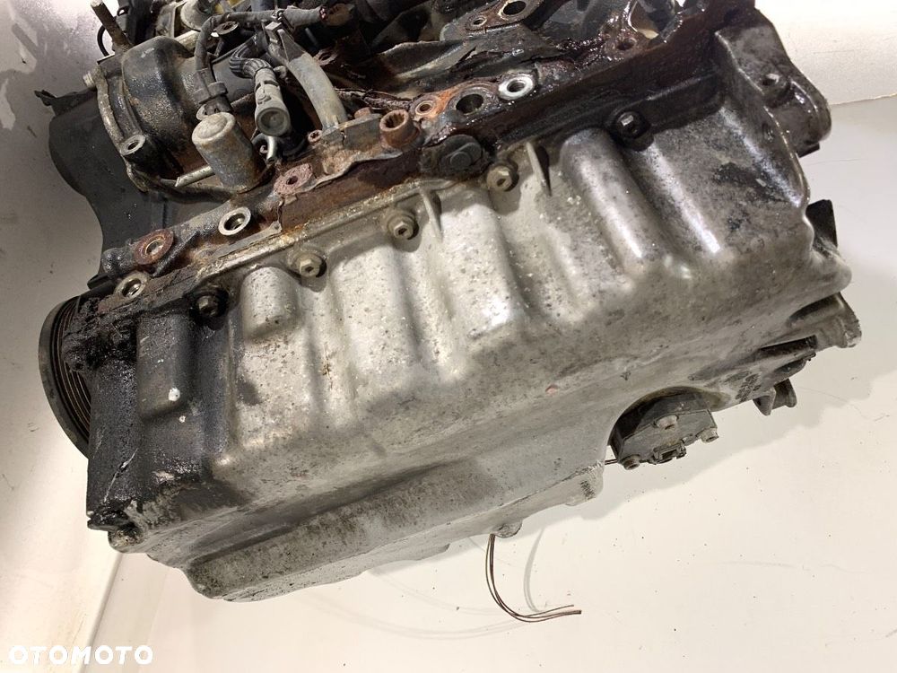 SILNIK  SKODA OCTAVIA III Combi (5E5, 5E6) 2012 - 2022 1.6 TDI 77 kW [105 KM] olej napędowy 2012 - - 5