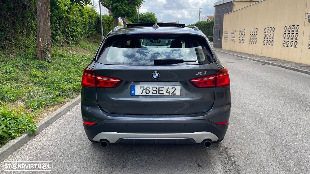 BMW X1 20 d sDrive Auto Line Sport - 10