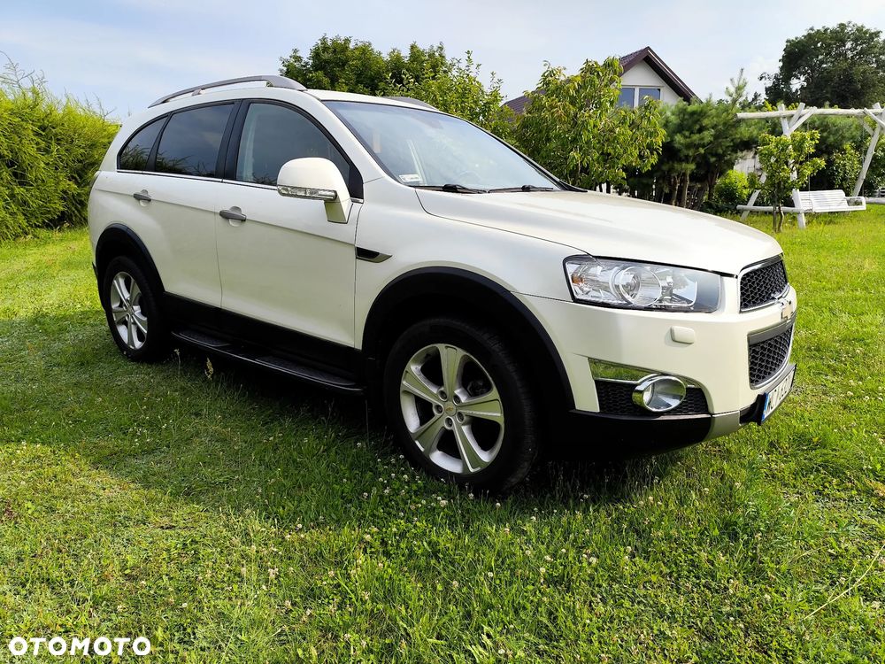 Chevrolet Captiva 2.2 D LTZ - 20