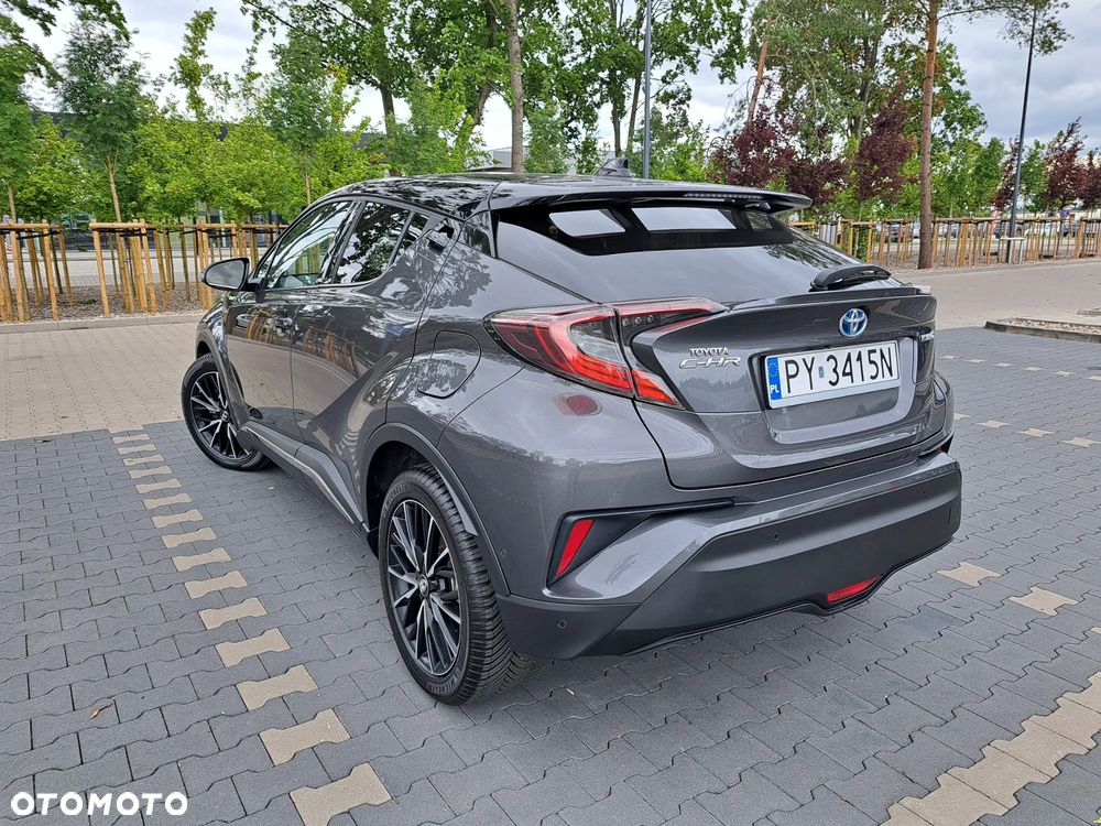 Toyota C-HR Lounge - 10