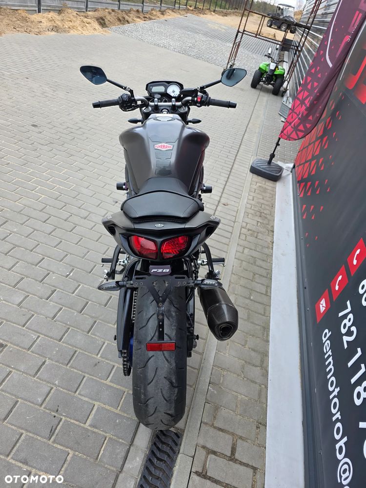 Yamaha FZ8 - 24