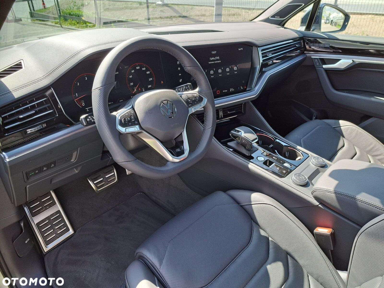 Volkswagen Touareg 3.0 V6 TDI 4Motion R-Line - 17