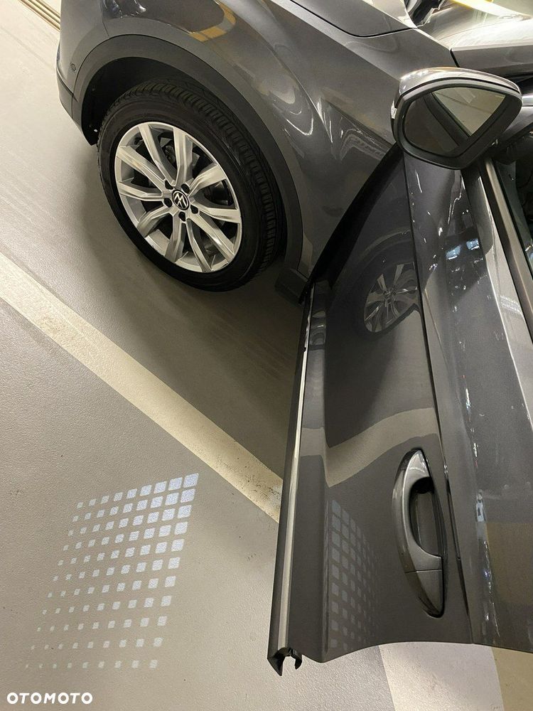 Volkswagen T-Roc - 11
