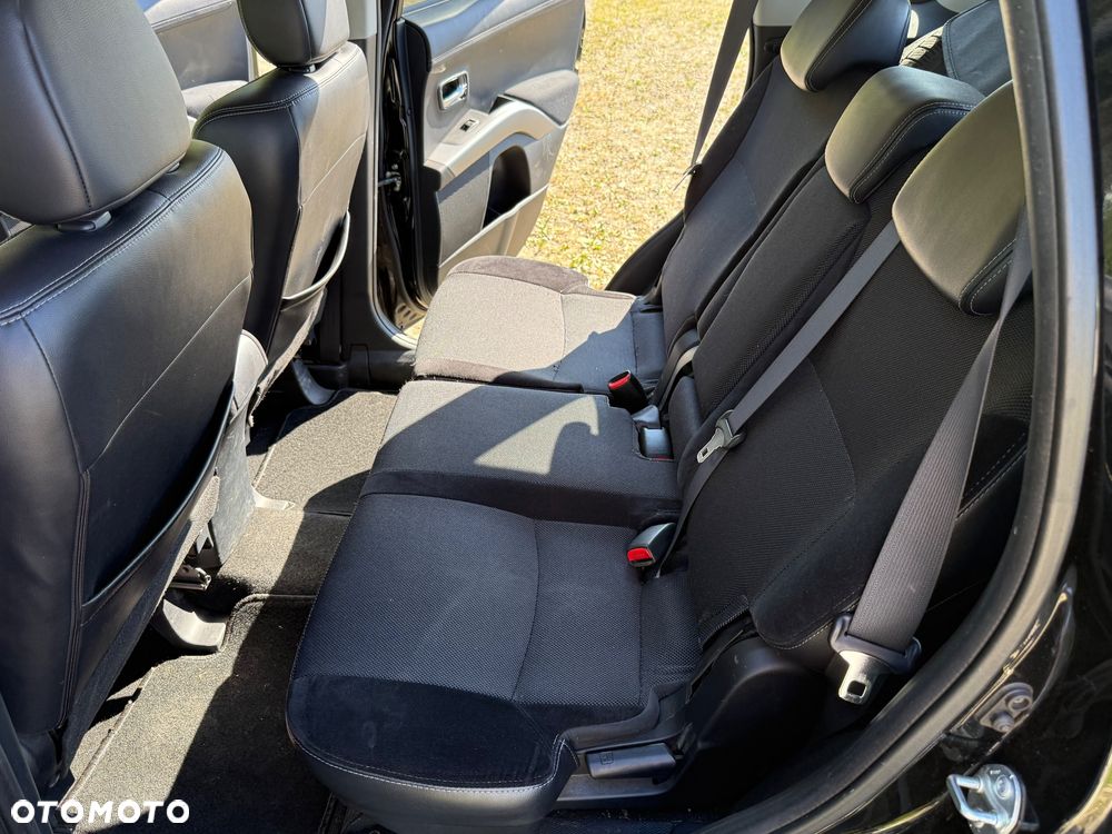 Mitsubishi Outlander 2.0 2WD - 12