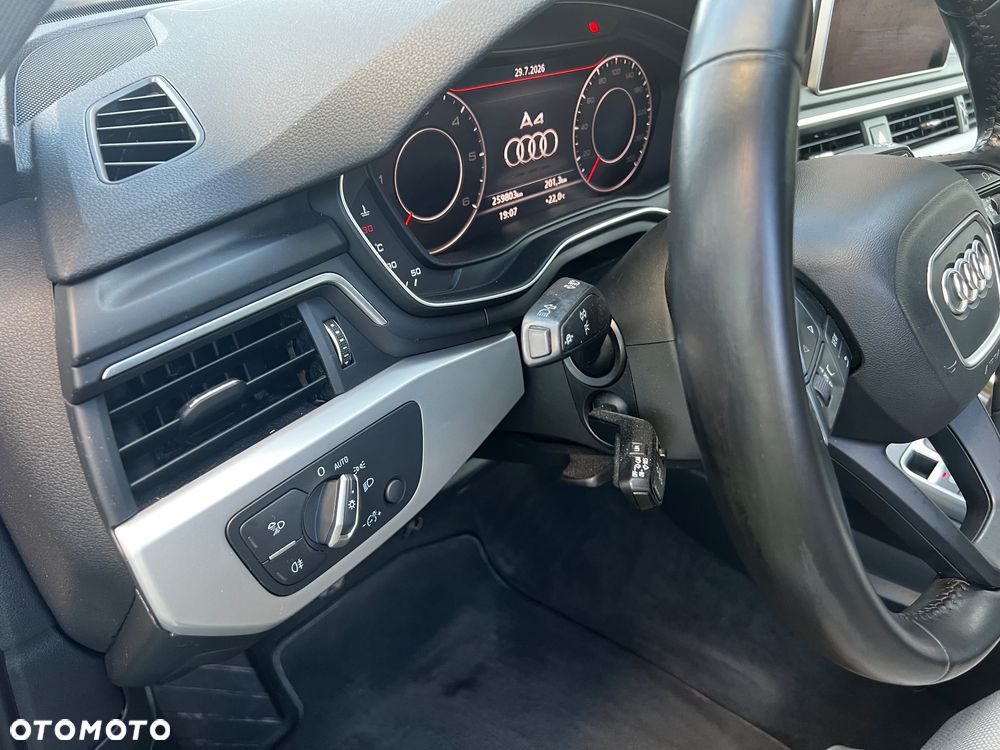 Audi A4 Avant 2.0 TDI - 16