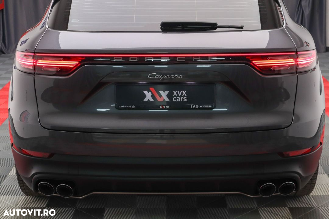 Porsche Cayenne E-Hybrid Tiptronic S Platinum Edition - 20
