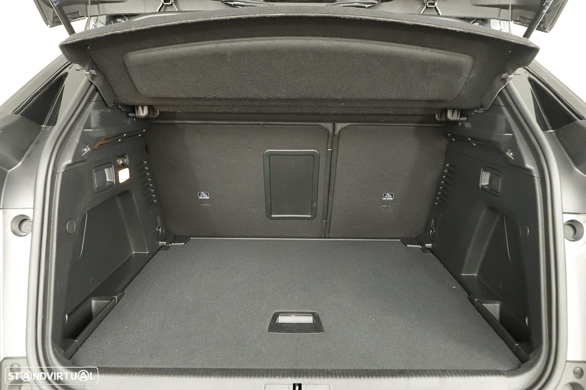 Peugeot 3008 1.2 PureTech GT EAT8 - 25