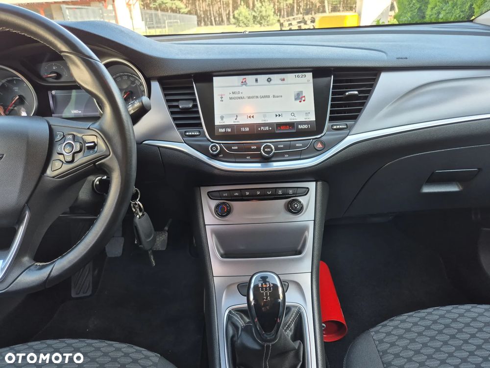Opel Astra 1.4 Essentia - 18