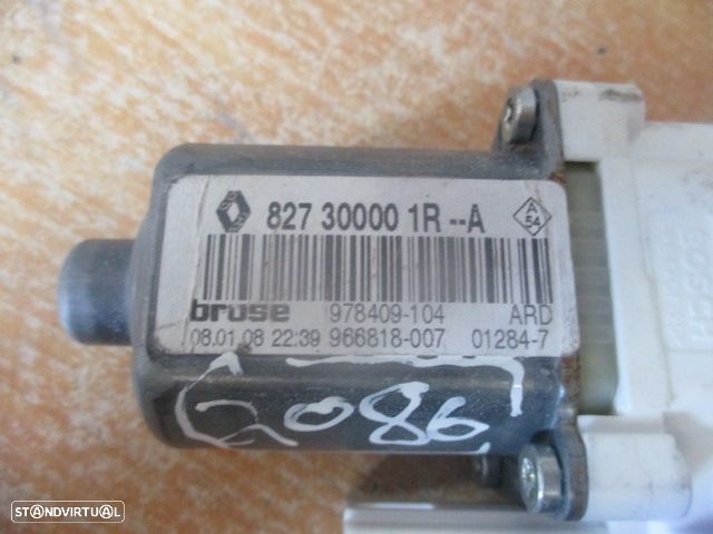 Motor Elevador Vidro 827300001RA RENAULT LAGUNA 3 2008 2.0DCI 130CV 5P  CINZA TD RENAULT LAGUNA 3 2009 1.5DCI 110CV 5P PRETO T DRT - 4