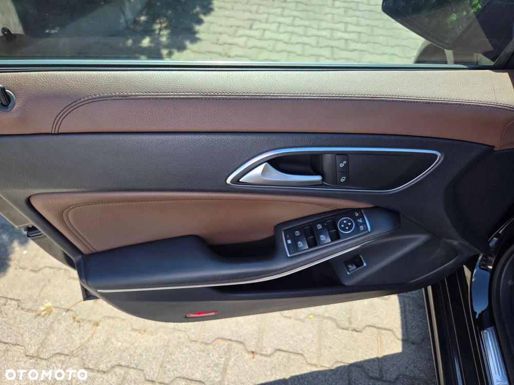 Mercedes-Benz CLA 180 BlueEffICIENCY Edition - 9