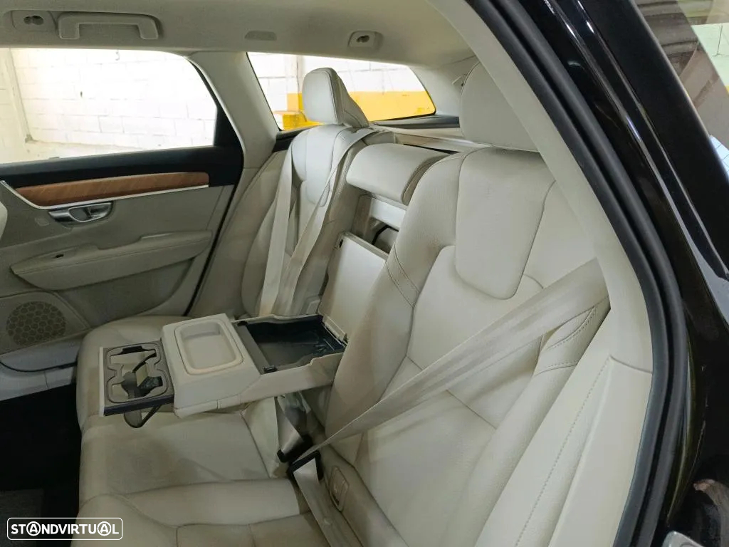 Volvo V90 2.0 T6 PHEV Inscription Expression AWD - 9