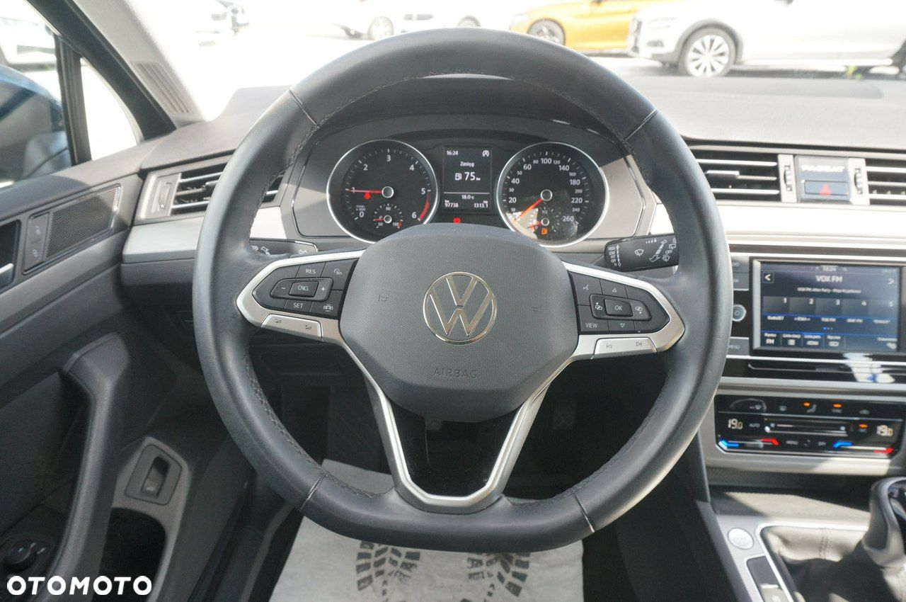 Volkswagen Passat 2.0 TDI EVO Essence - 13