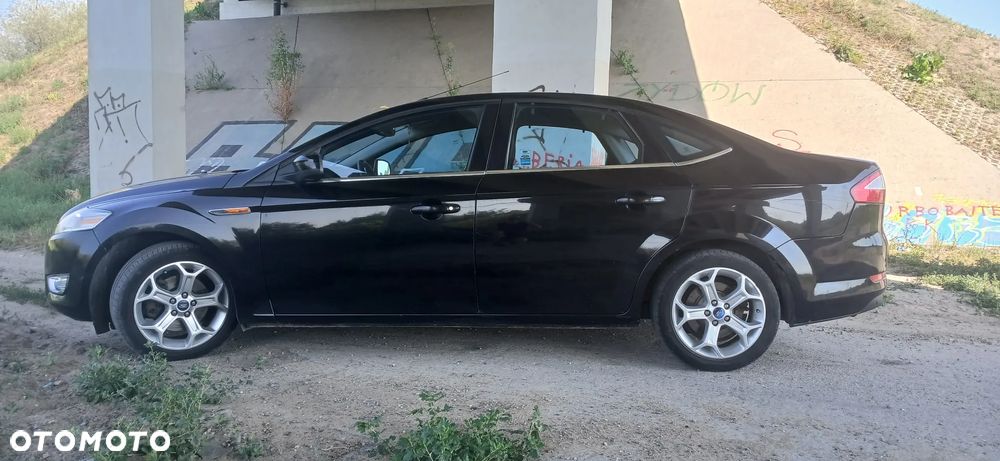 Ford Mondeo 1.8 Ambiente - 3