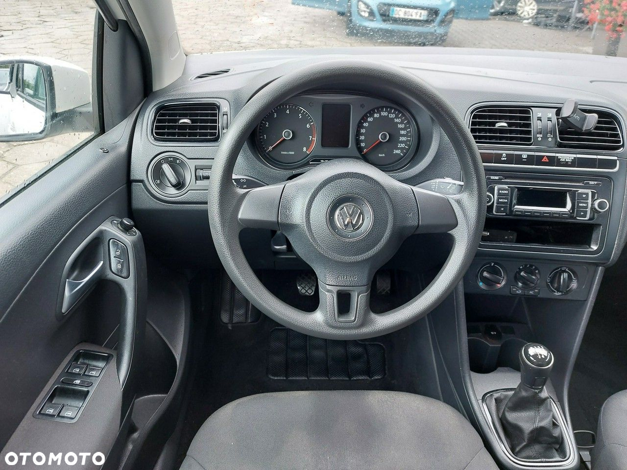 Volkswagen Polo - 9