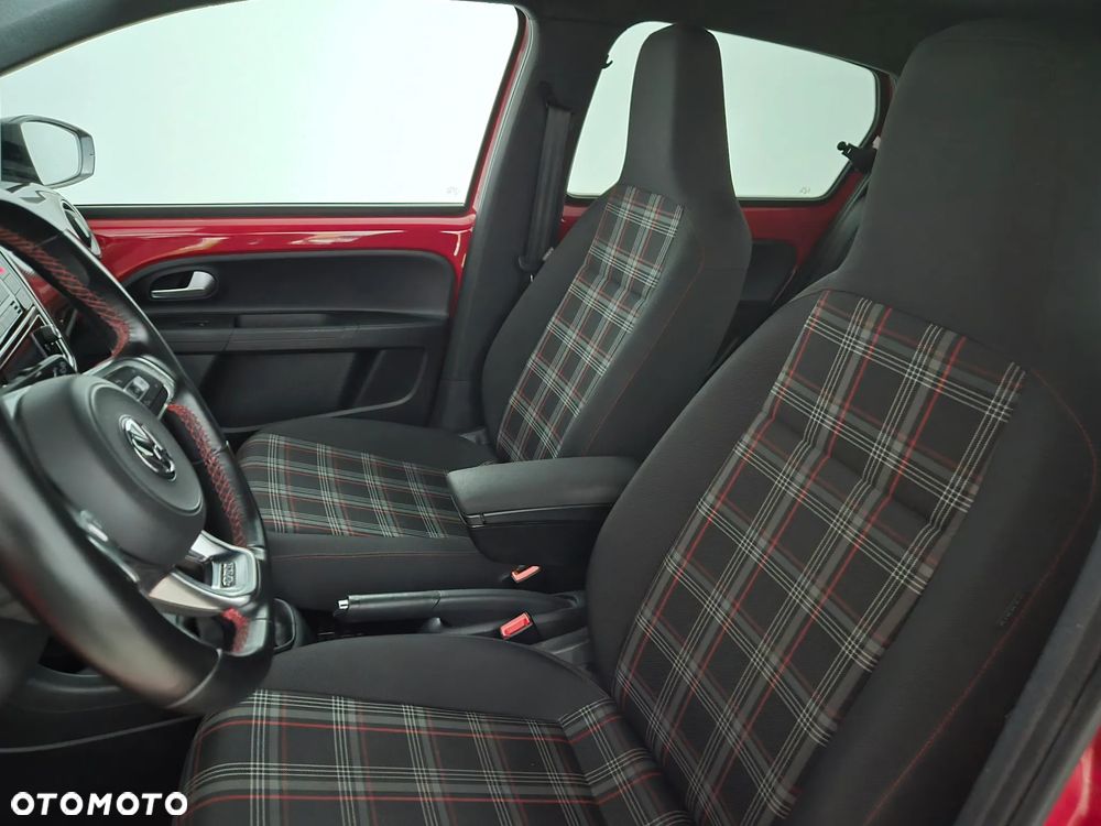 Volkswagen up! - 21