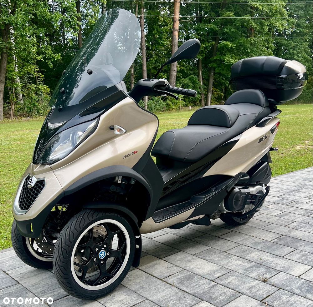 Piaggio MP-3 - 9
